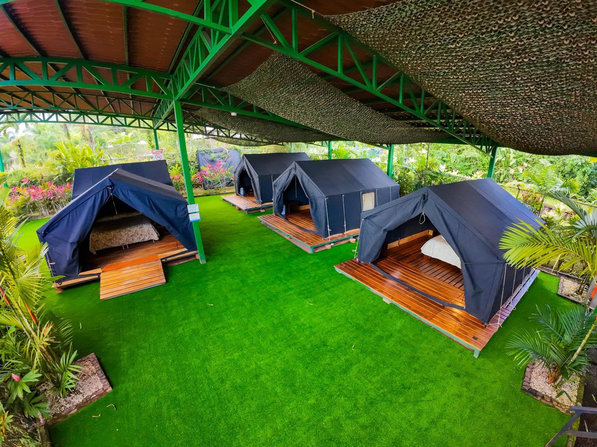 阿雷纳背包客度假村旅馆 La Fortuna 外观 照片 Eco-Tents at the resort